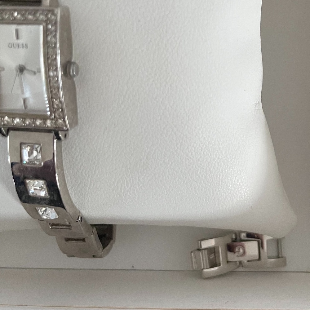Guess Watch - Picture 4 of 4